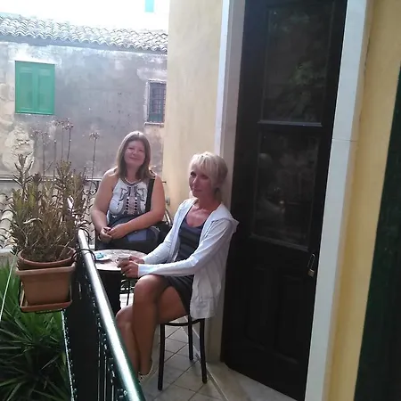 Bed & Breakfast Ortigia Basic -Locazione Turistica 3*