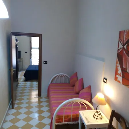 Bed & Breakfast Ortigia Basic -Locazione Turistica