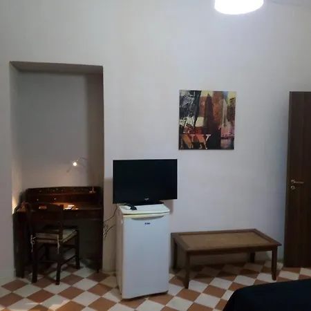 Ortigia Basic -Locazione Turistica Bed & Breakfast Syracuse