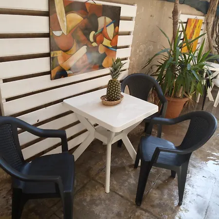 Ortigia Basic -locazione Turistica 3*