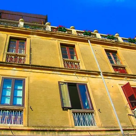 Ortigia Basic -locazione Turistica سيراكوزا